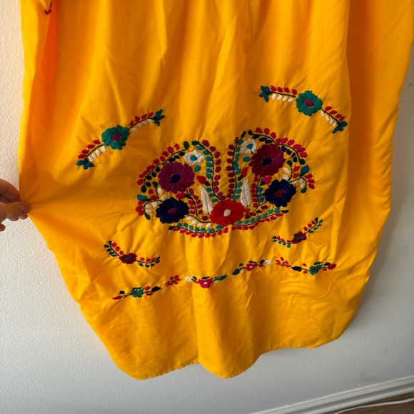 Flor de Luz Mexican handmade dress in Yellow - Picture 2 of 5